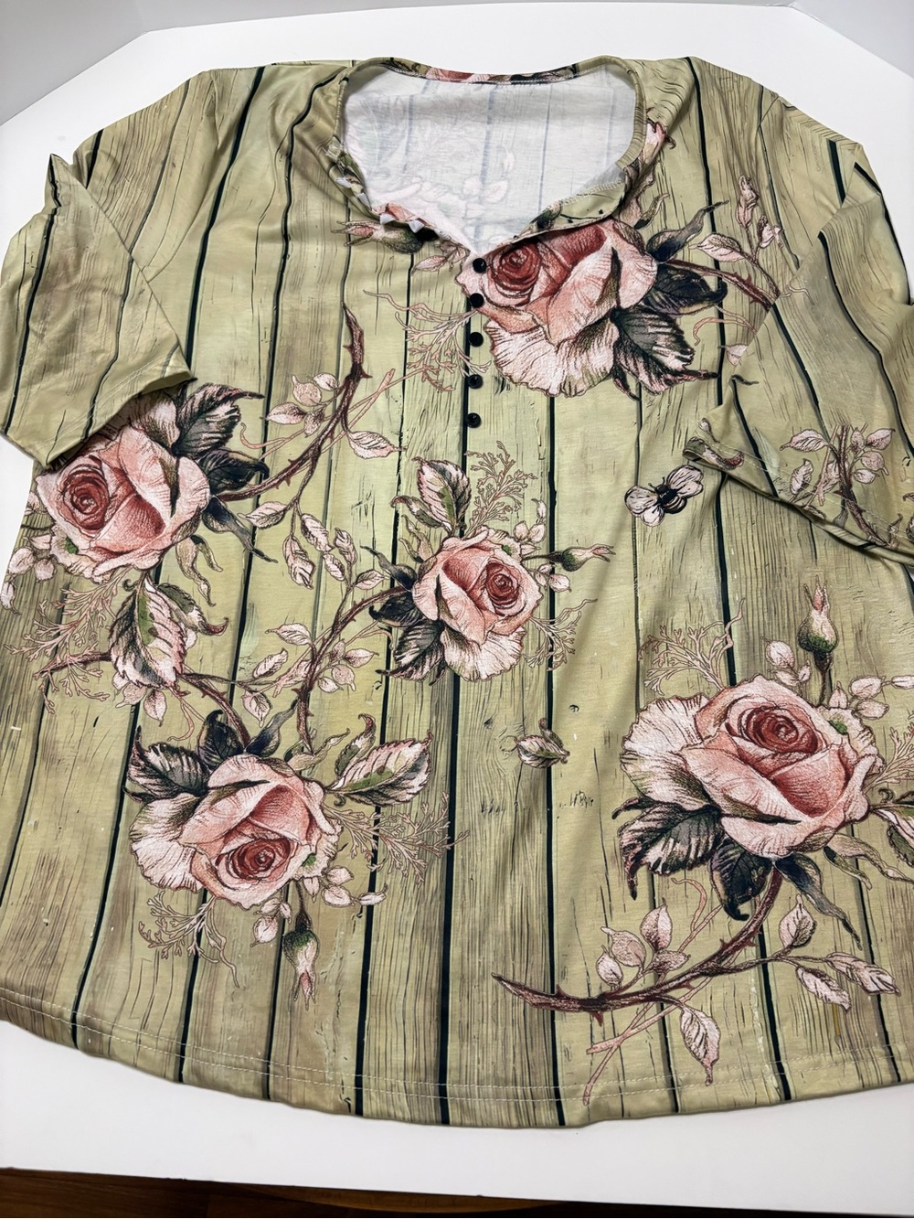 Source Unknown size 4X Sage Green Floral Button-Front Tunic with Pink Roses